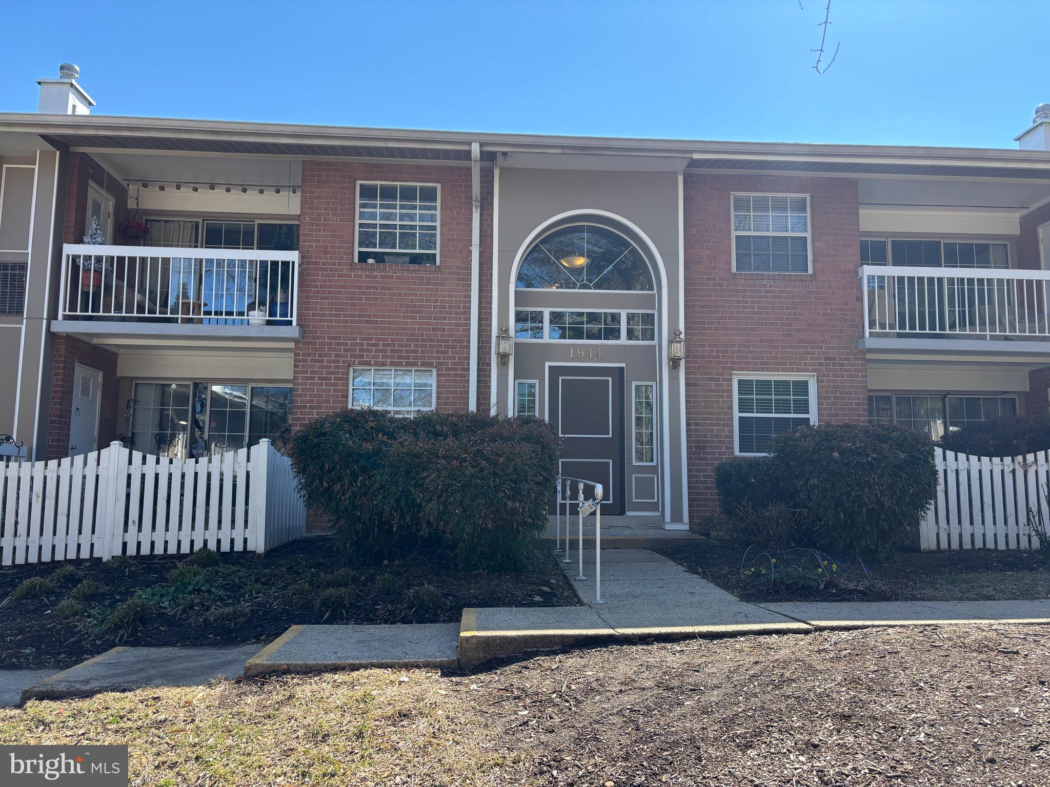 1944 KENNEDY DRIVE 103