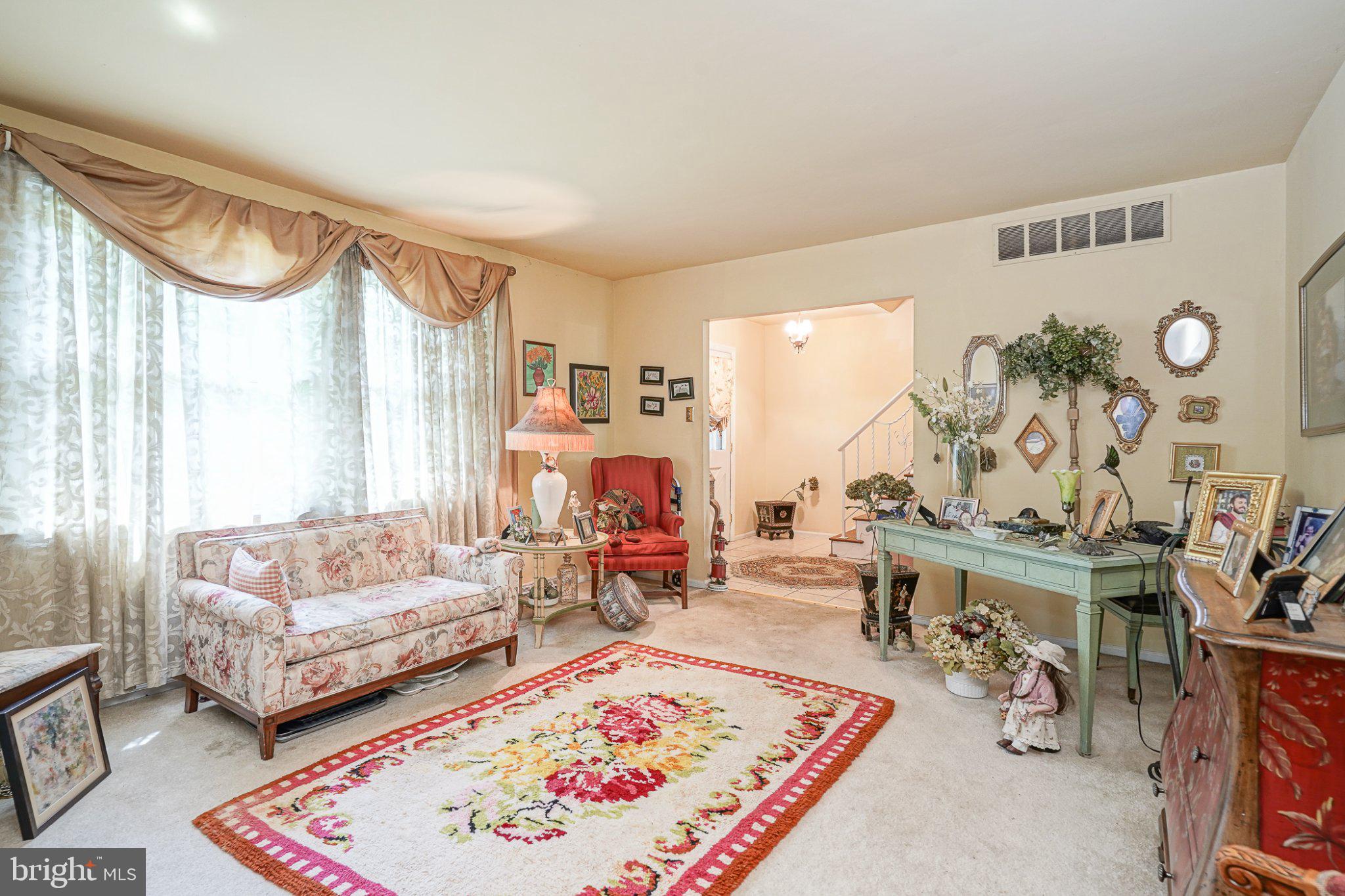 126 HENFIELD AVENUE
