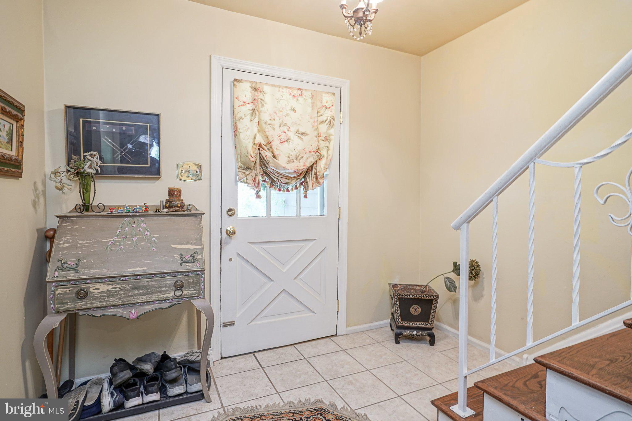 126 HENFIELD AVENUE