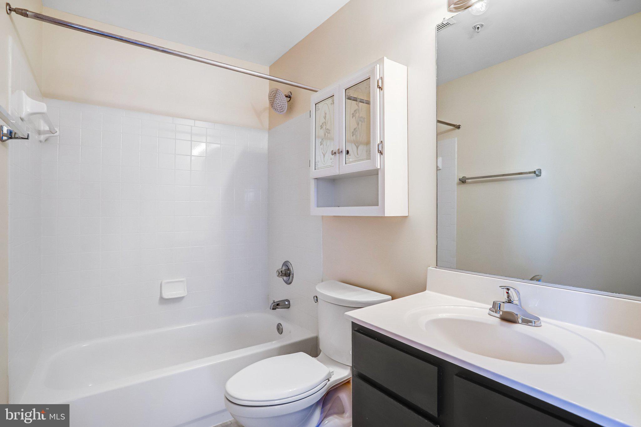 BROOKSTONE - Residential