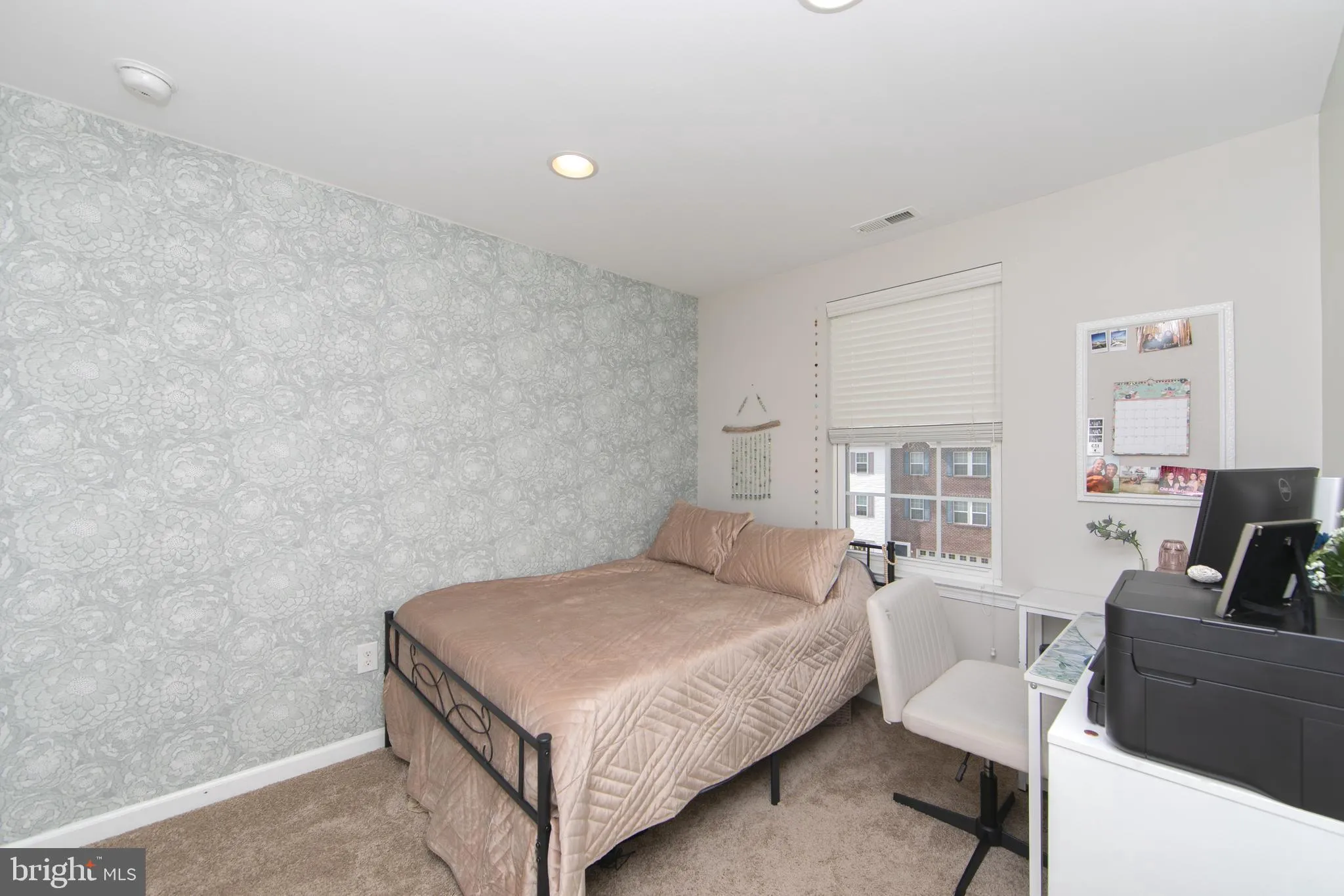 Woodbury, New Jersey 08096, United States, 3 Bedrooms Bedrooms, ,3 BathroomsBathrooms,Residential,Pending,210795