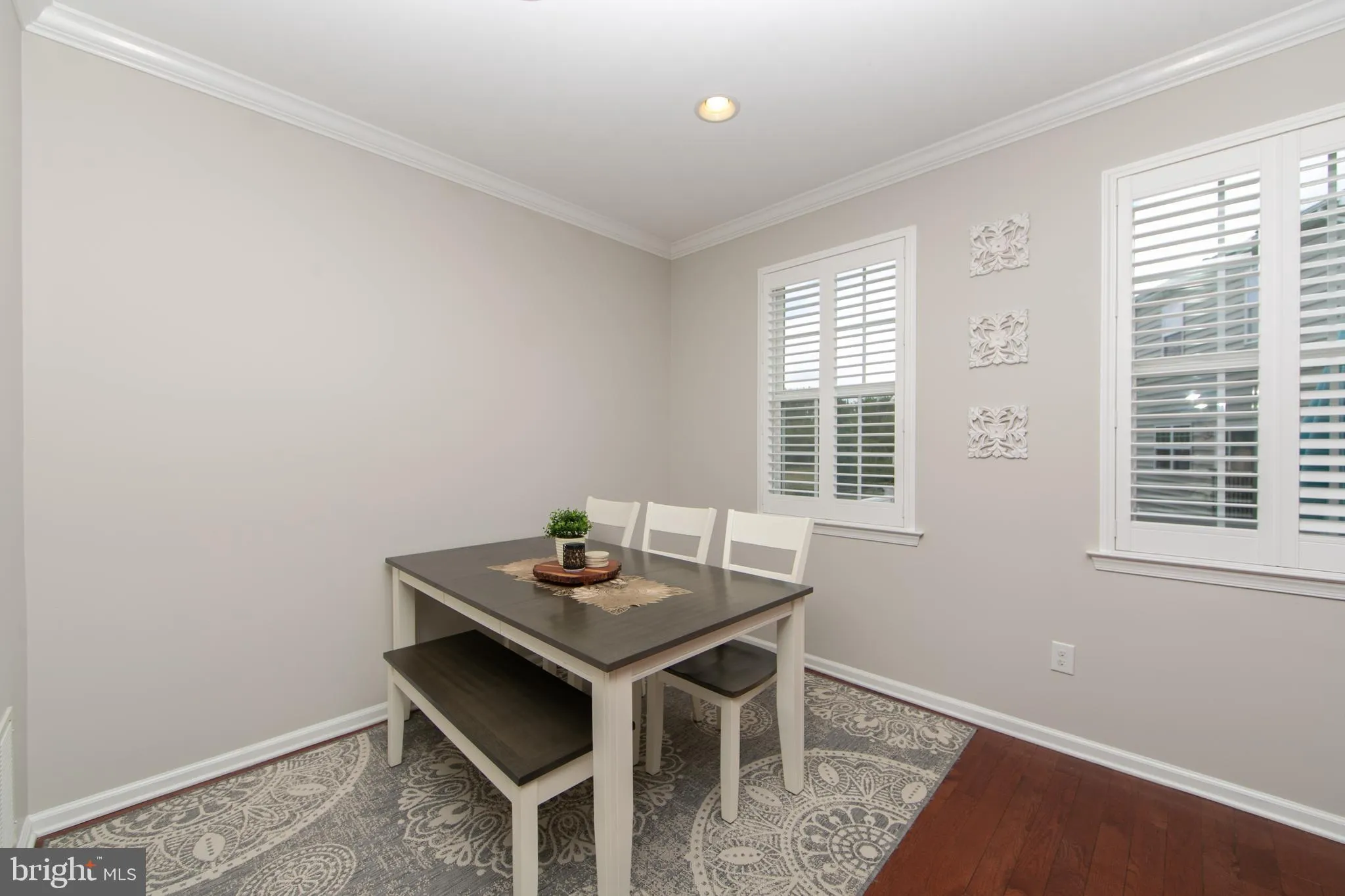 Woodbury, New Jersey 08096, United States, 3 Bedrooms Bedrooms, ,3 BathroomsBathrooms,Residential,Pending,210795