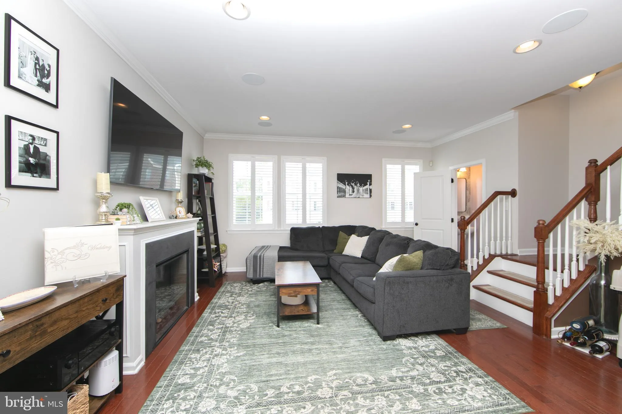 Woodbury, New Jersey 08096, United States, 3 Bedrooms Bedrooms, ,3 BathroomsBathrooms,Residential,Pending,210795