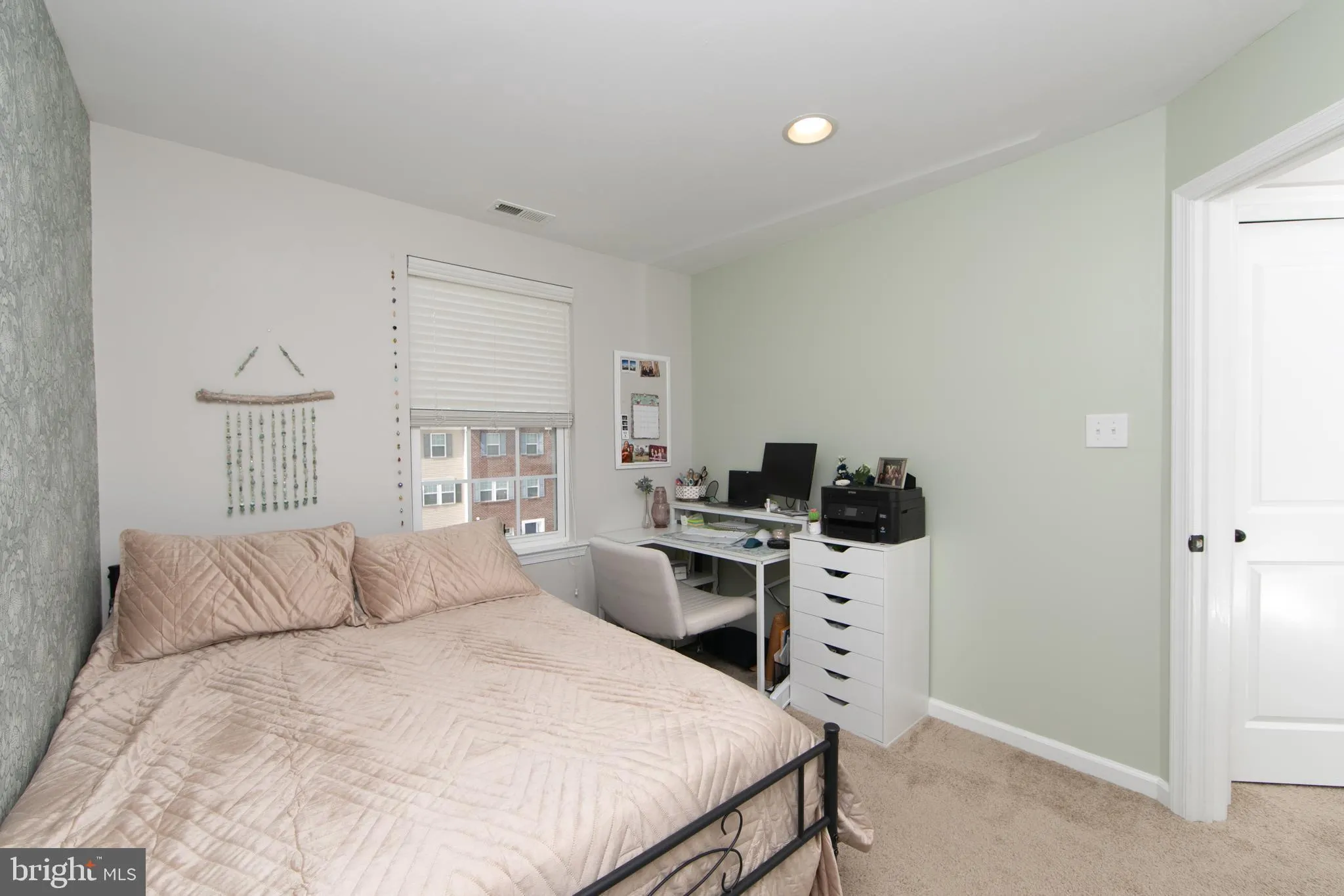 Woodbury, New Jersey 08096, United States, 3 Bedrooms Bedrooms, ,3 BathroomsBathrooms,Residential,Pending,210795