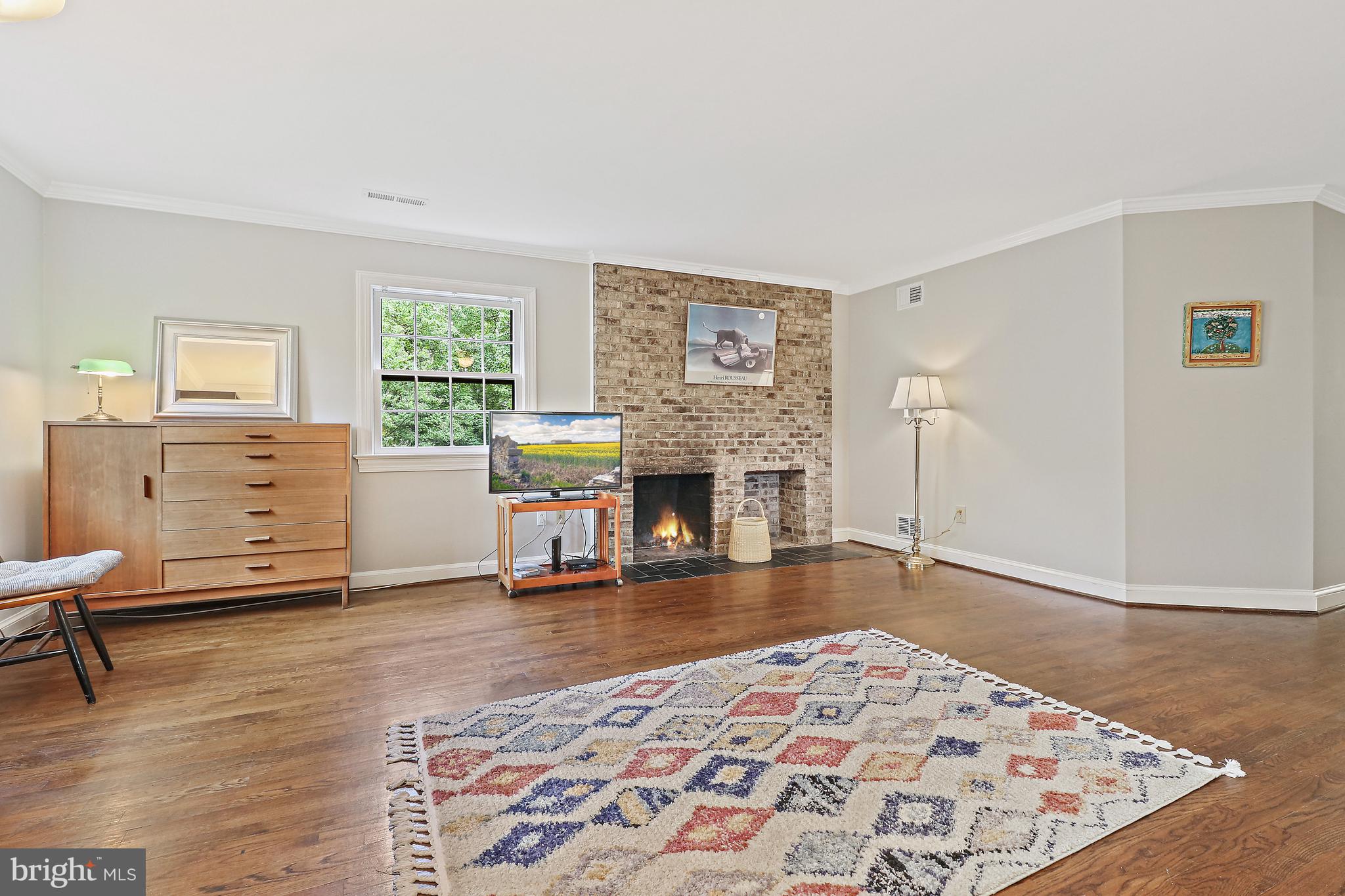 CHAIN BRIDGE WOODS - Residential