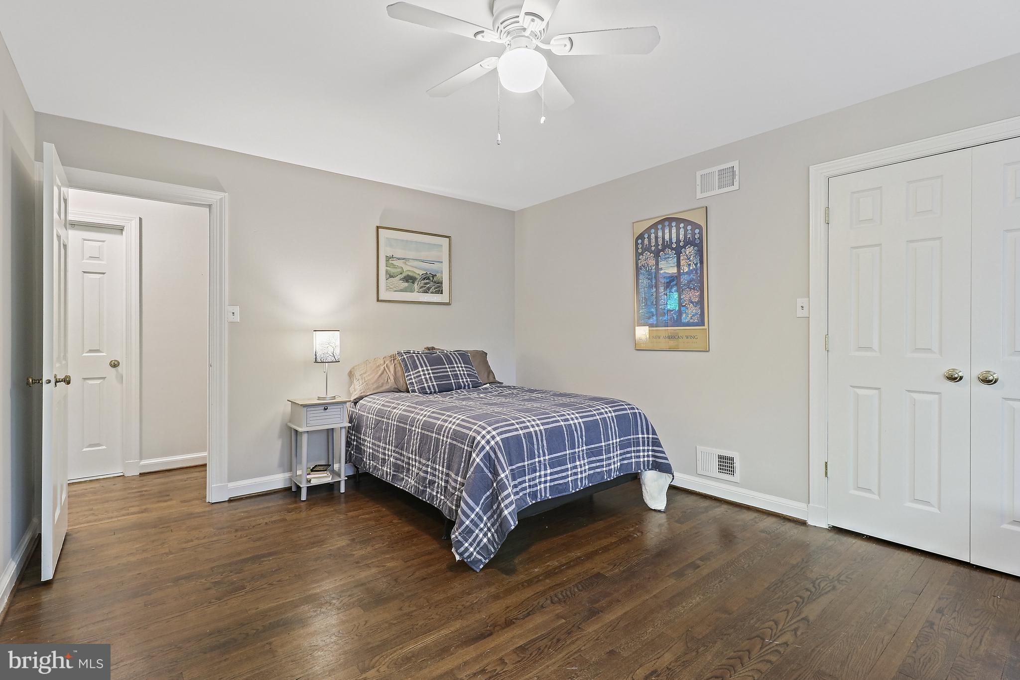 CHAIN BRIDGE WOODS - Residential