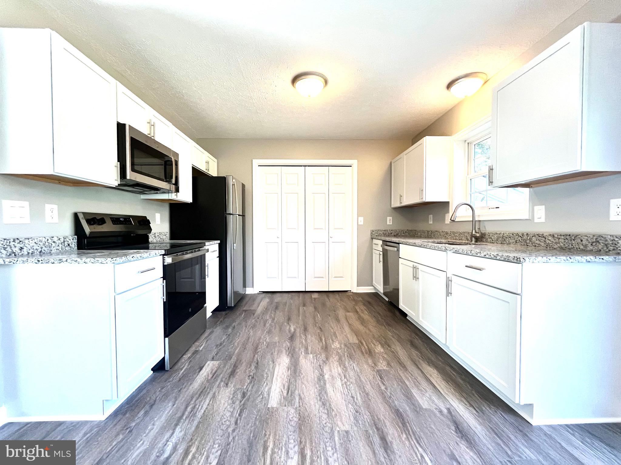 OPEQUON MEADOWS - Residential