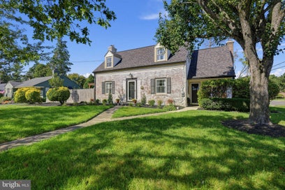 451 W CRYSTAL LAKE AVENUE HADDONFIELD NJ 08033