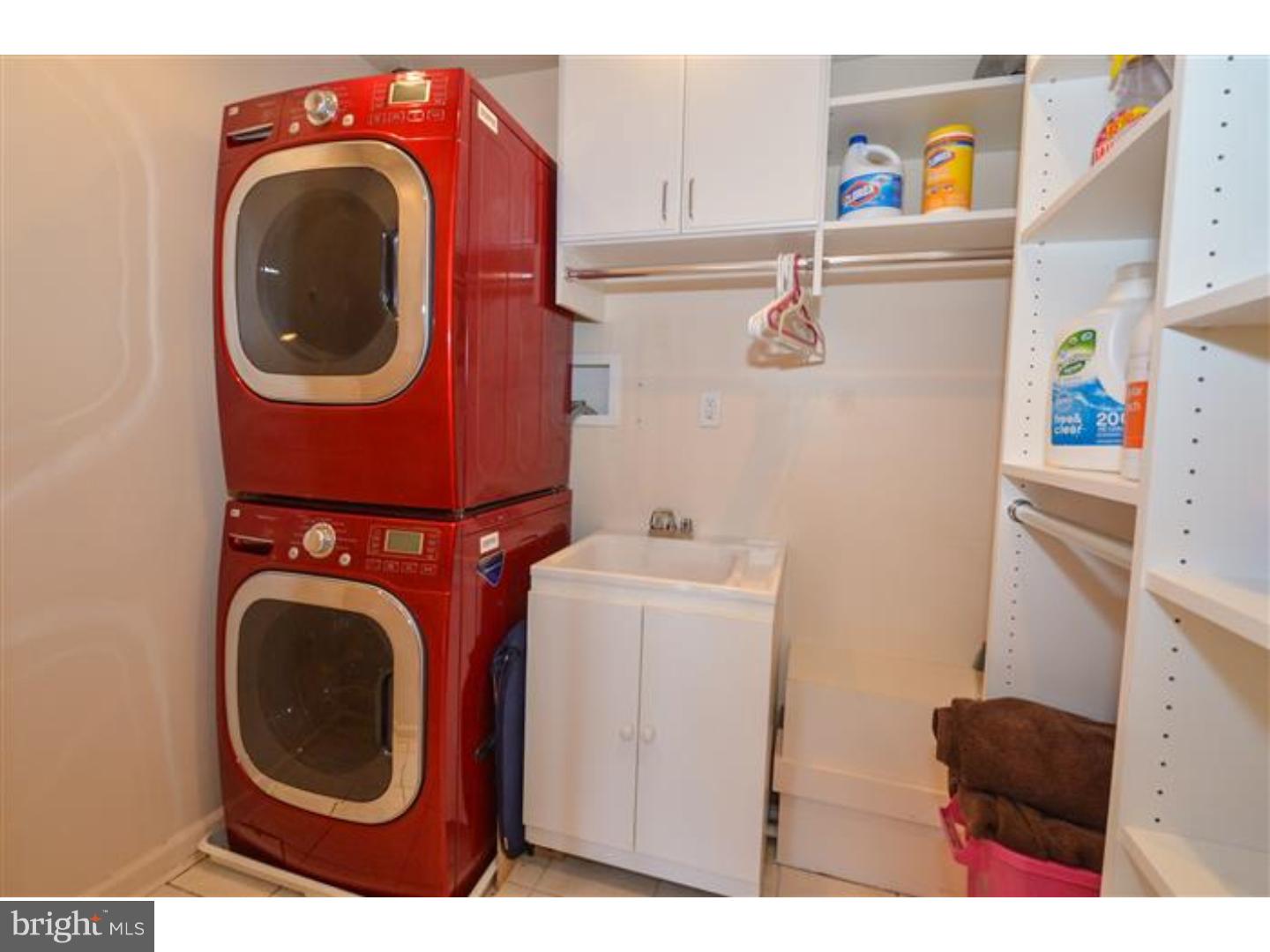 DUBLIN CROSSING - Residential