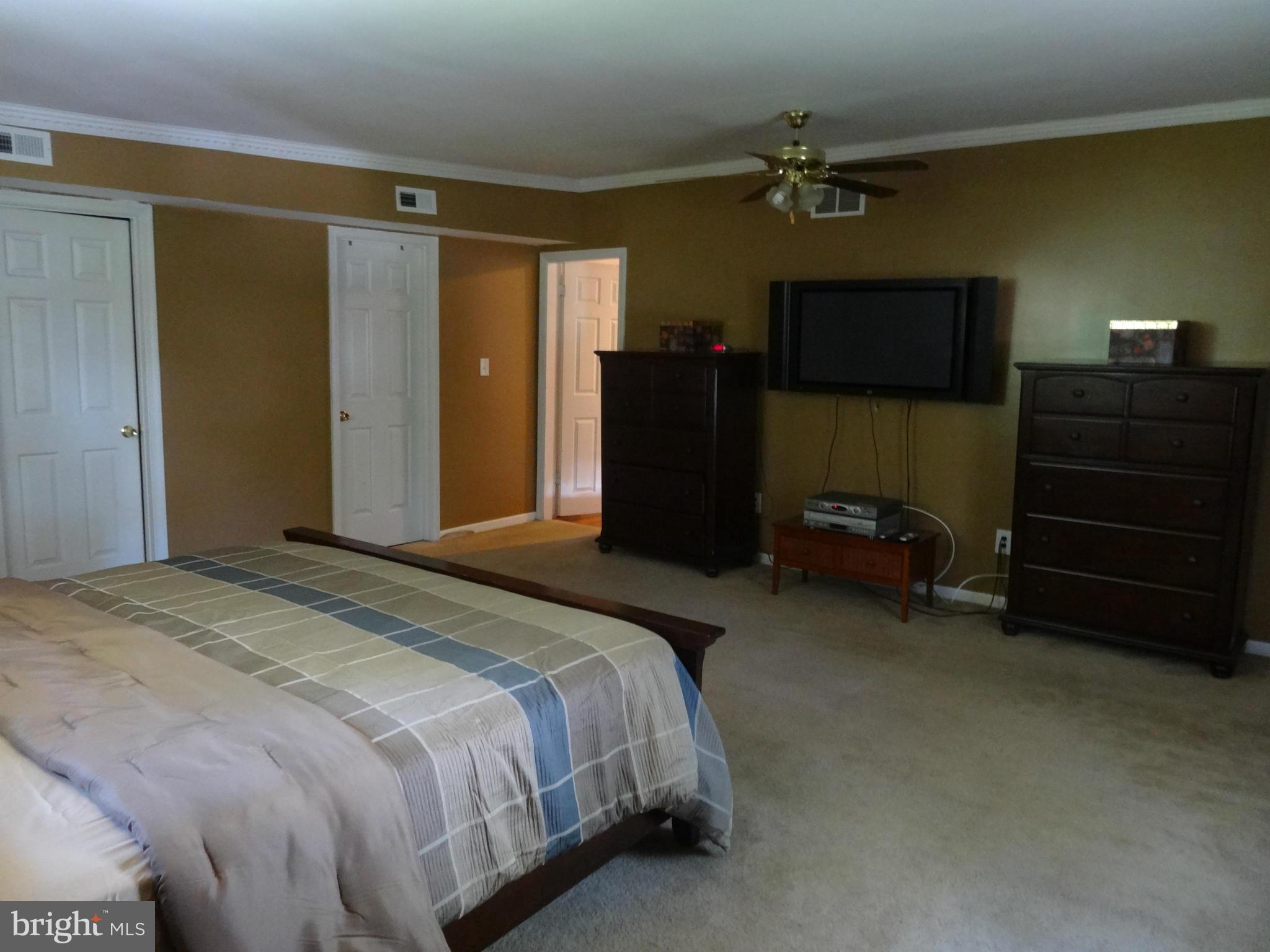 EVESHAM PARK - Residential Lease