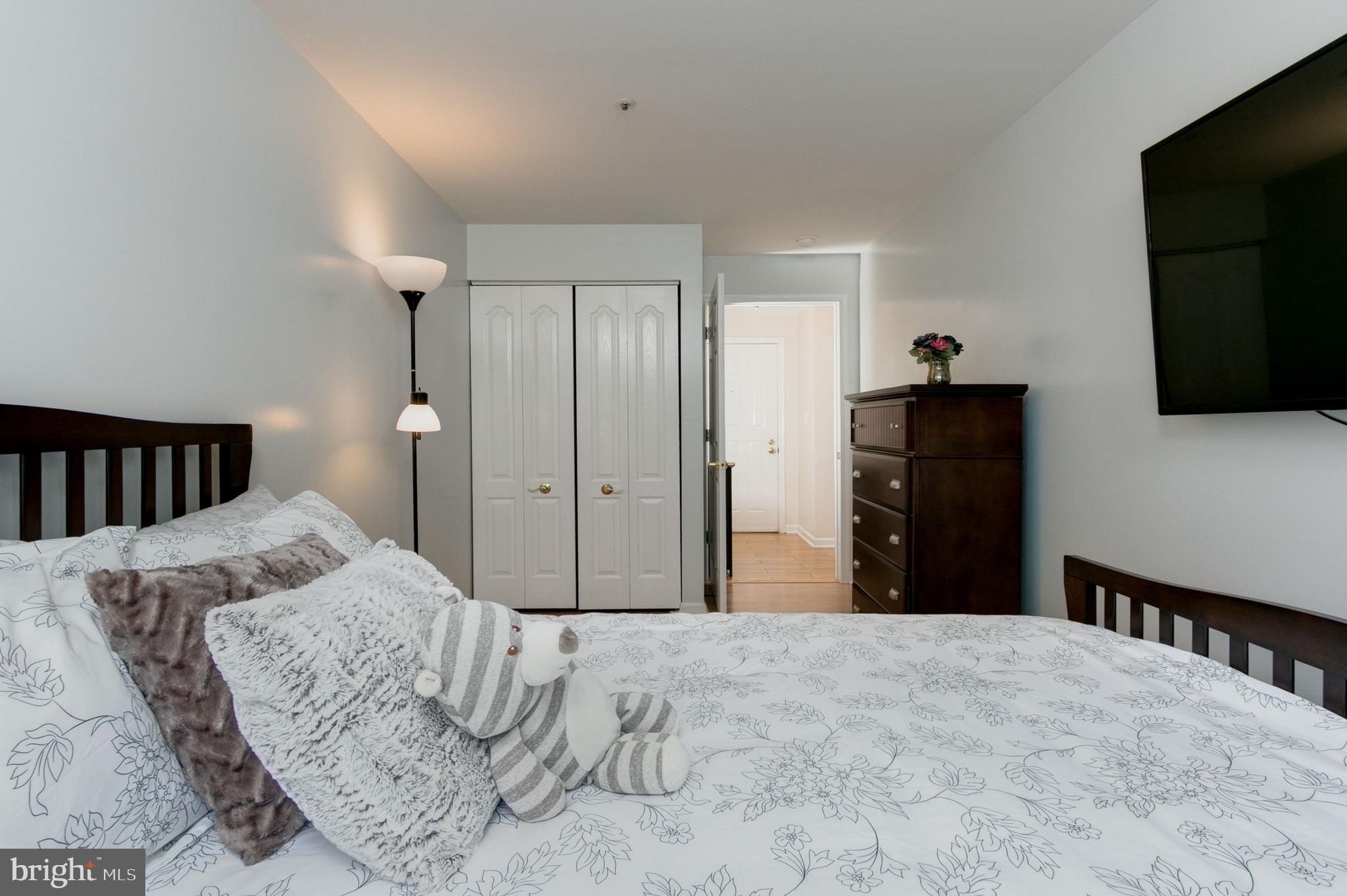 MONTGOMERY RUN - Residential