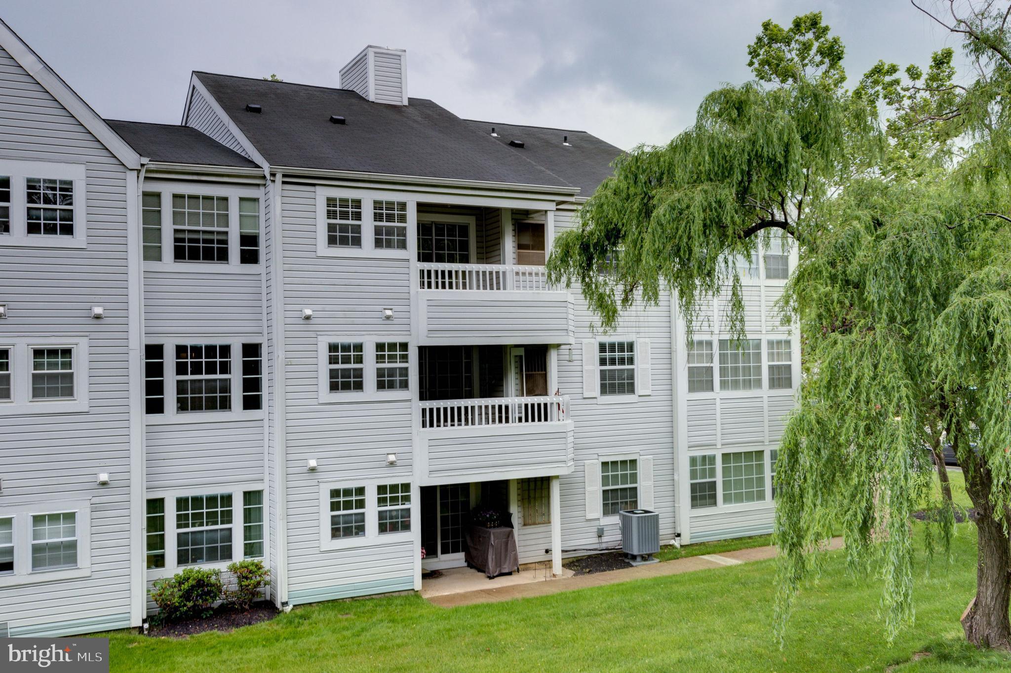 MONTGOMERY RUN - Residential