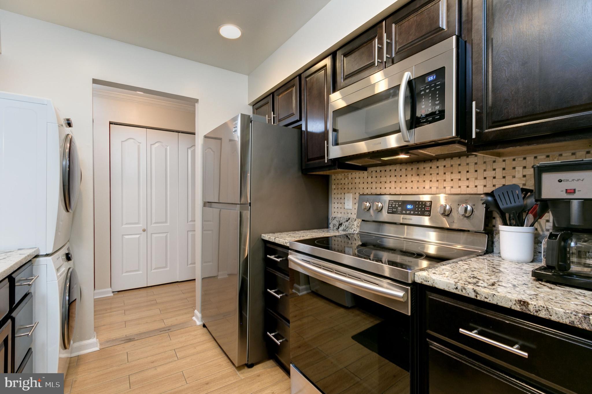 MONTGOMERY RUN - Residential