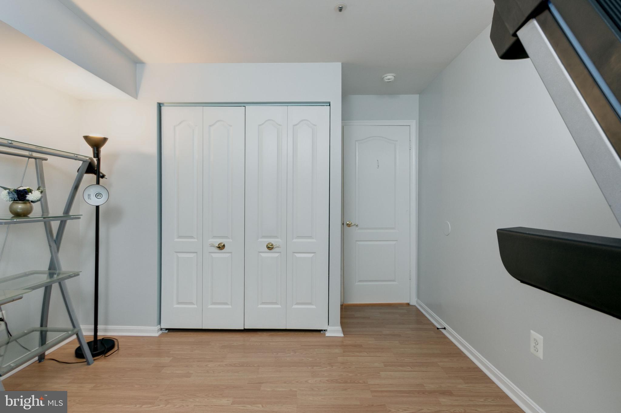 MONTGOMERY RUN - Residential