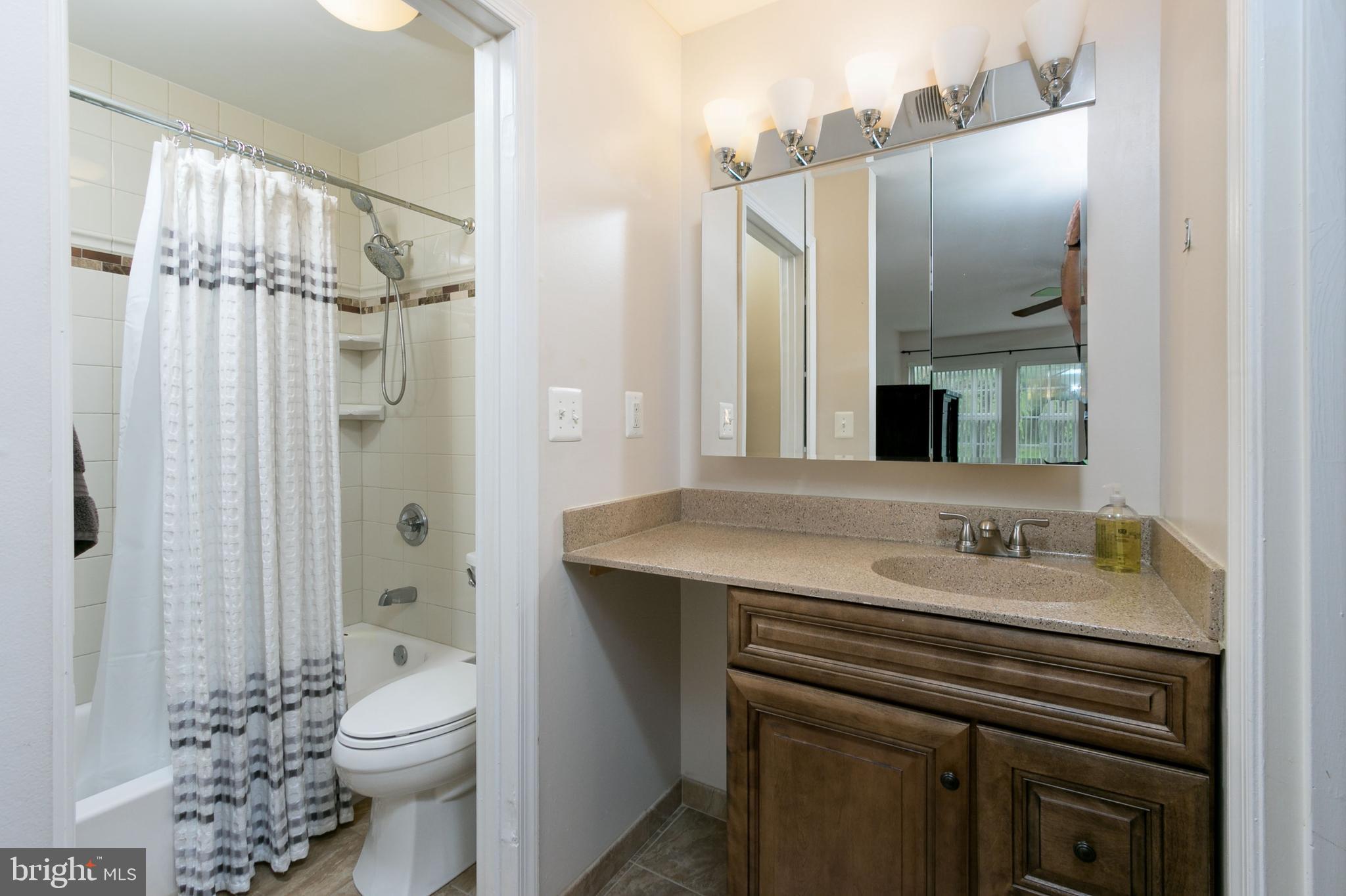 MONTGOMERY RUN - Residential