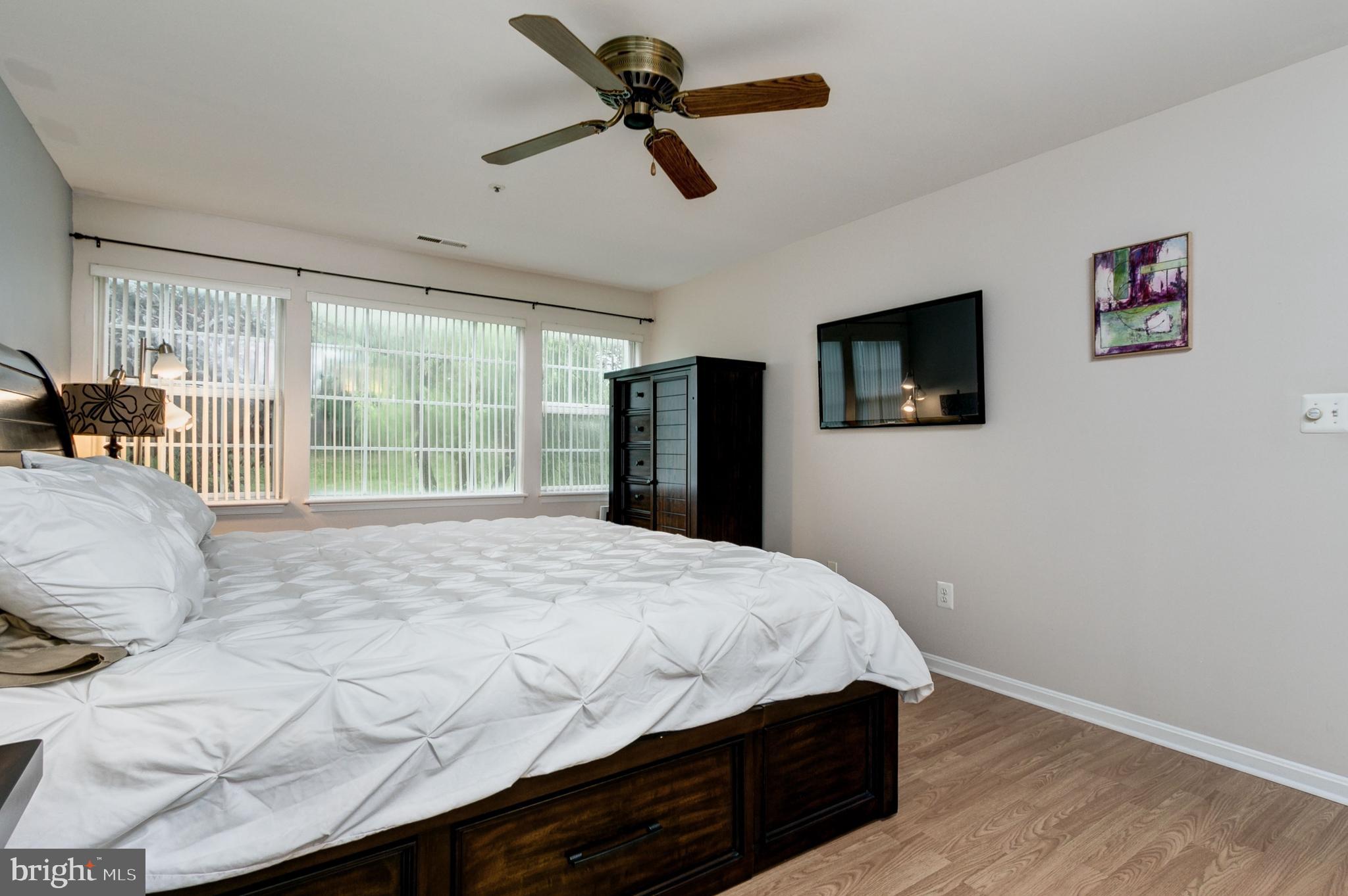 MONTGOMERY RUN - Residential