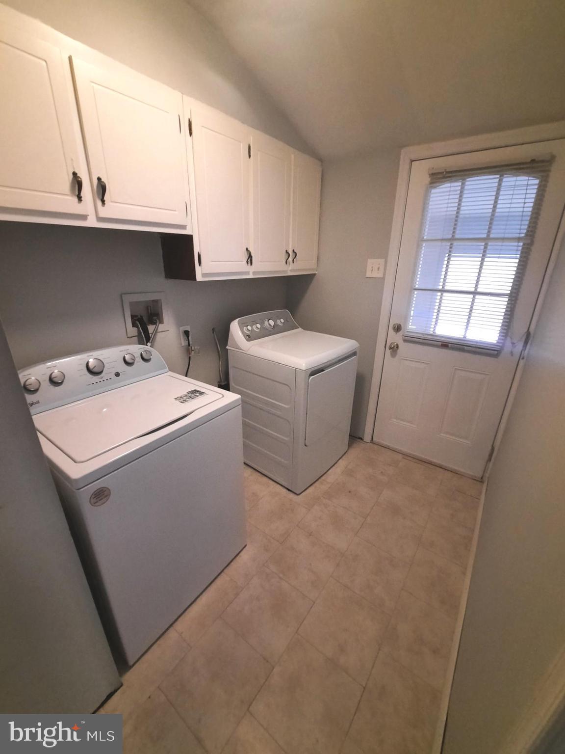 VERMILION HILL - Residential