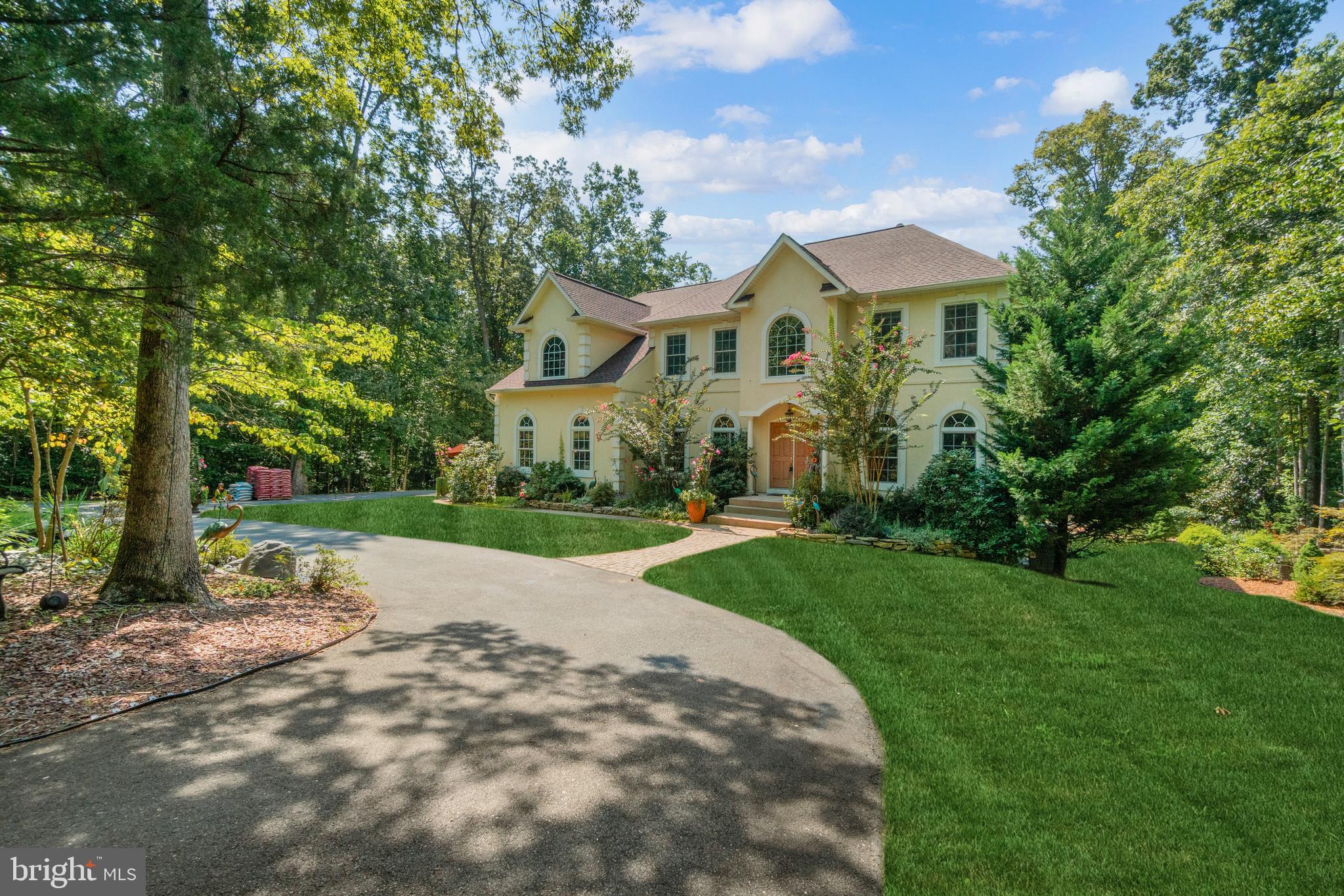 MAGNOLIA WOODS - Residential