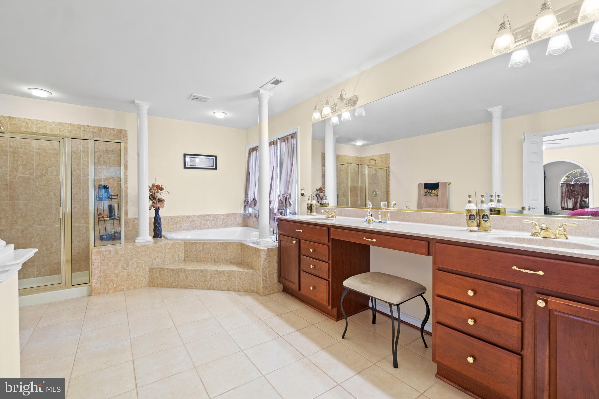 MAGNOLIA WOODS - Residential