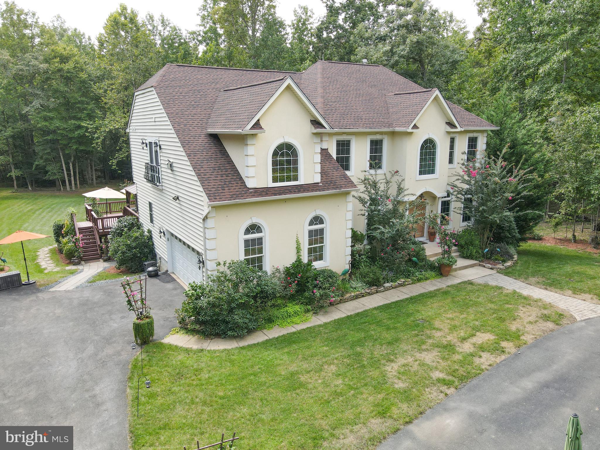 MAGNOLIA WOODS - Residential