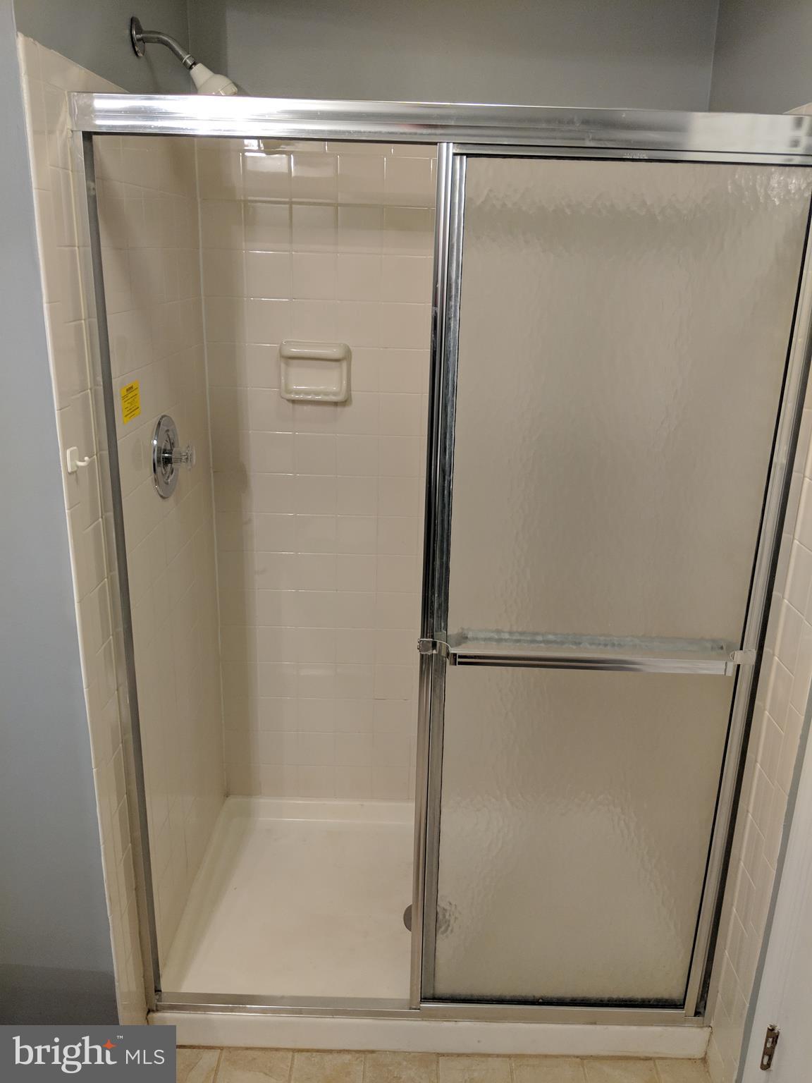 CONSTANT FRIENDSHIP - Residential