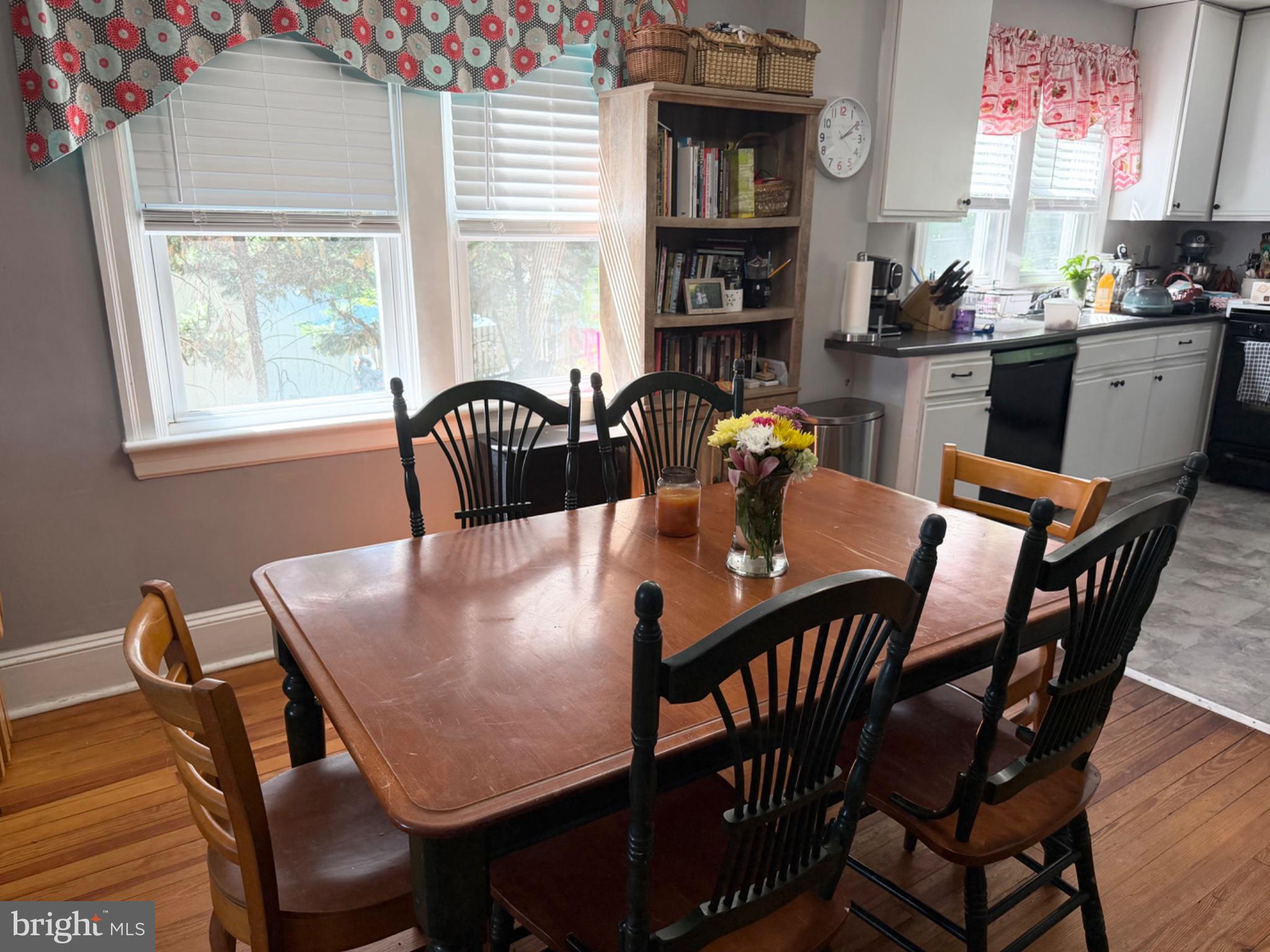 WILLOW GROVE - Residential