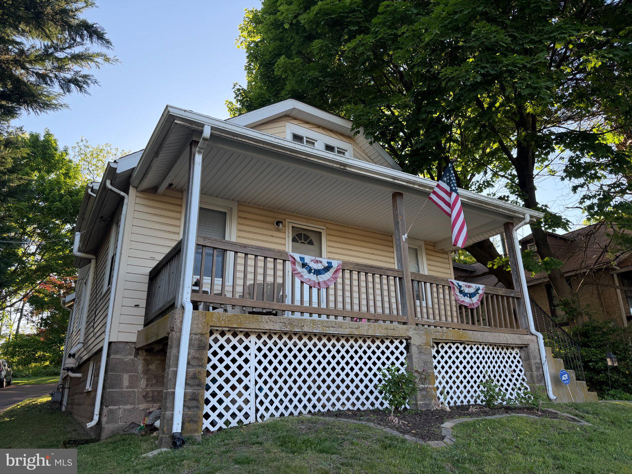 WILLOW GROVE - Residential