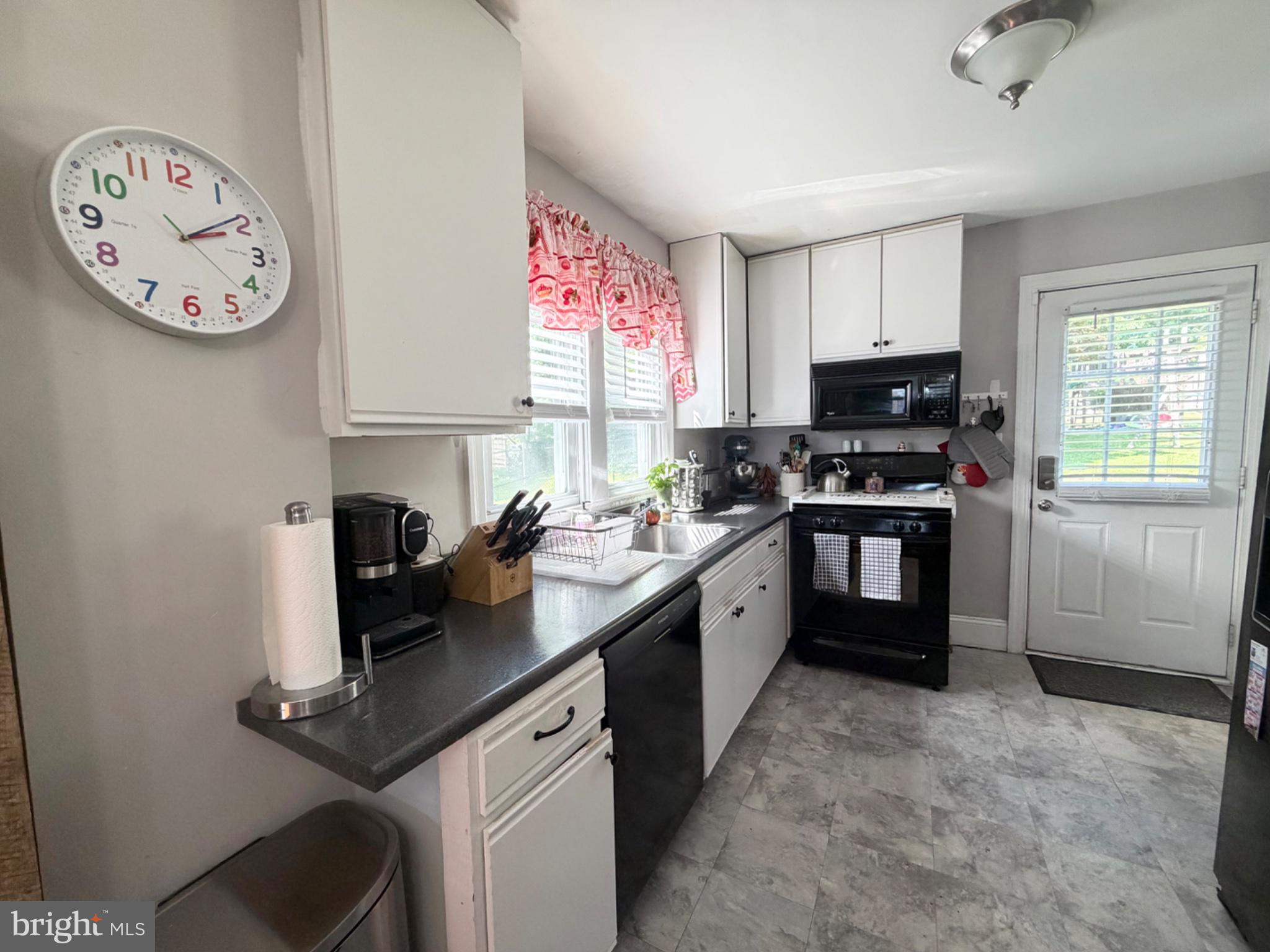WILLOW GROVE - Residential