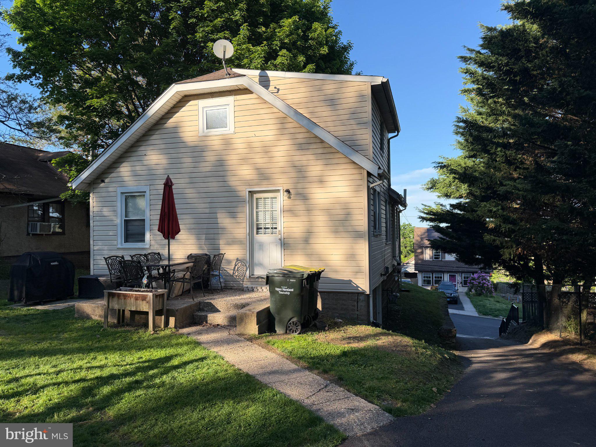 WILLOW GROVE - Residential