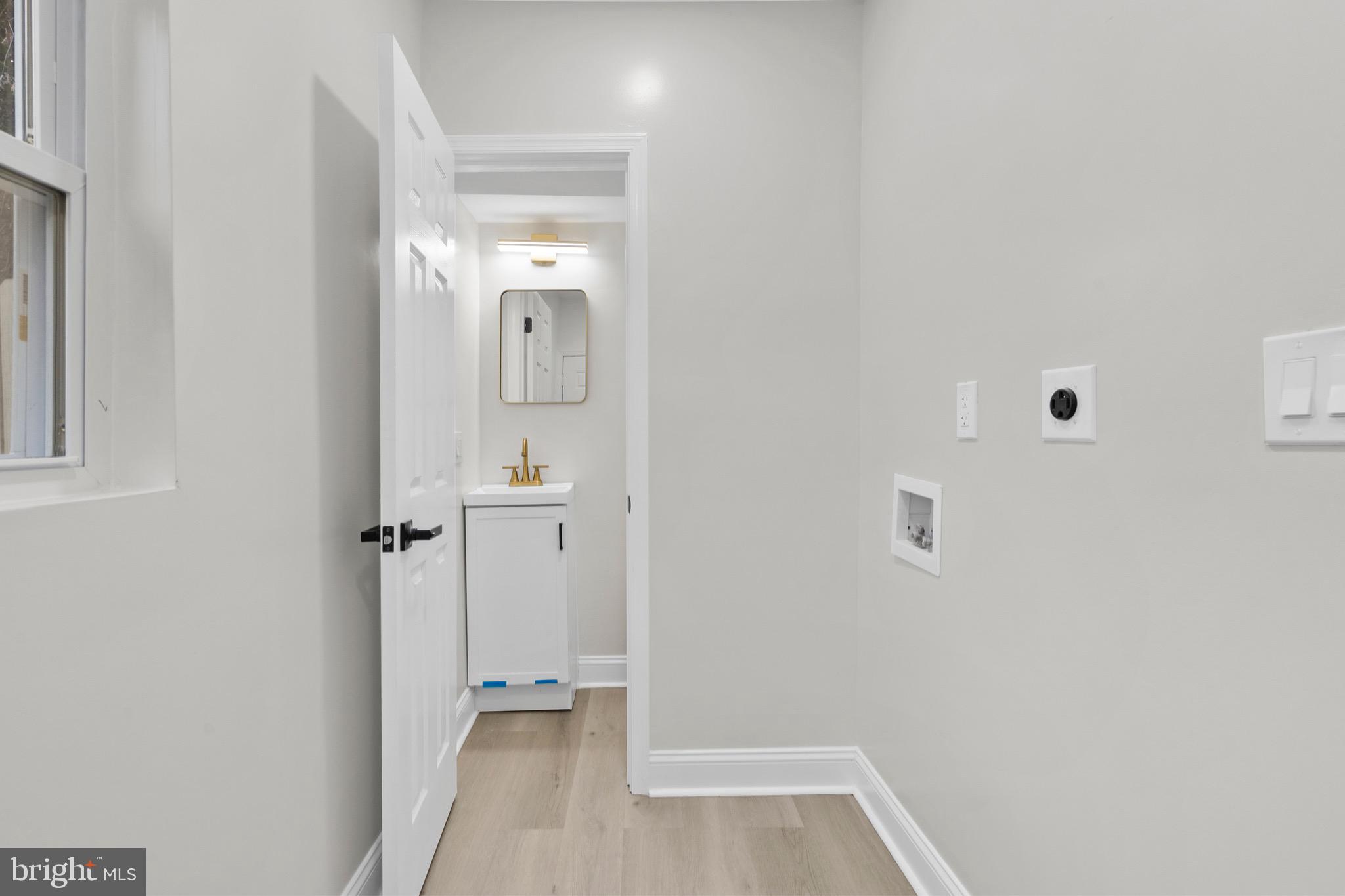 YORKTOWN - Residential