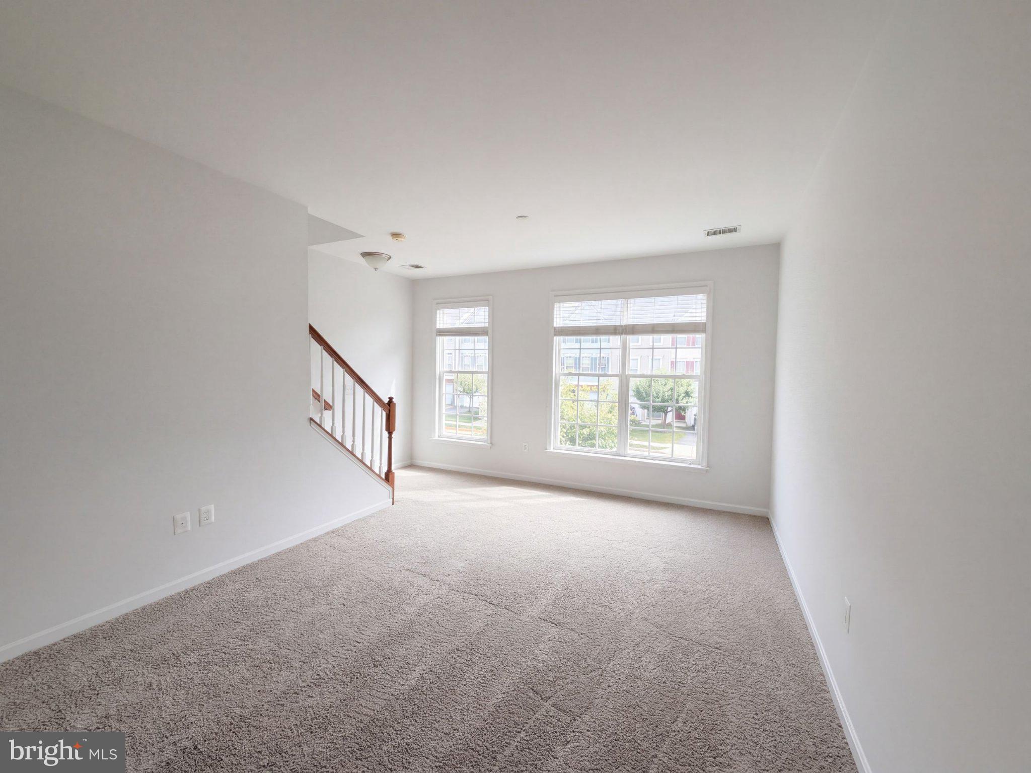 15613 JOHN DISKIN CIRCLE 208