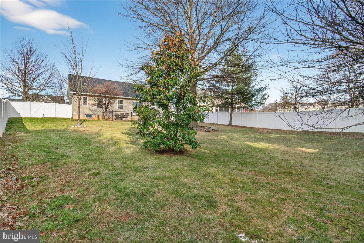 WELLINGTON TRACE - Residential