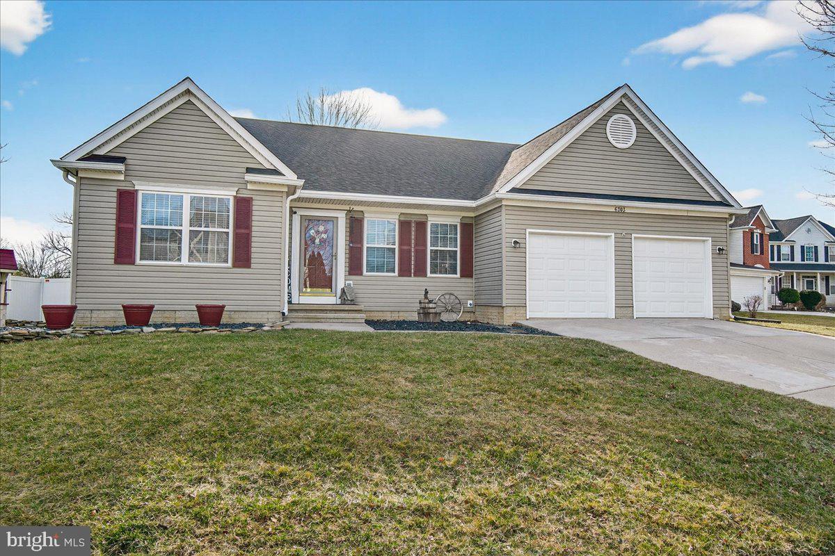 WELLINGTON TRACE - Residential