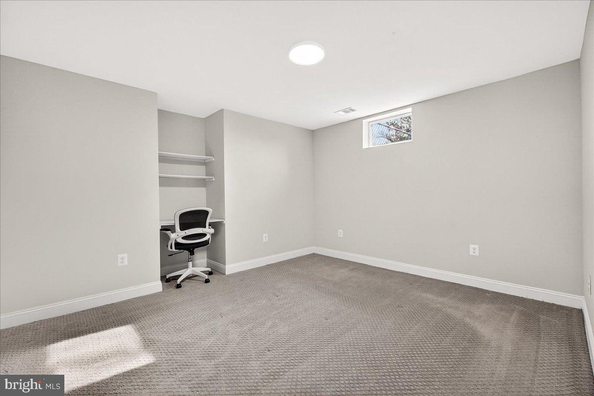 WELLINGTON TRACE - Residential