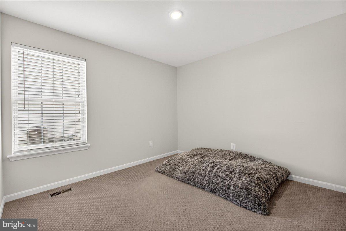 WELLINGTON TRACE - Residential