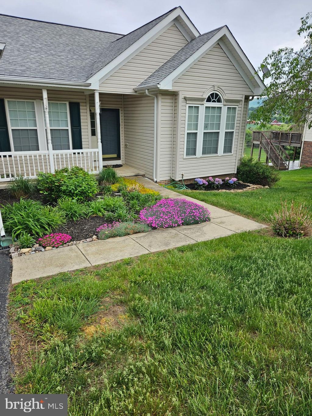 Photo of 121 Colton Court, SMITHSBURG, MD 21783 (MLS # MDWA2032002)