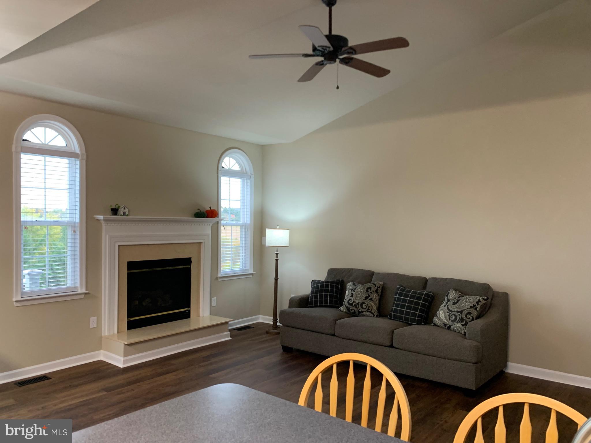 WHISPERING HILLS - Residential