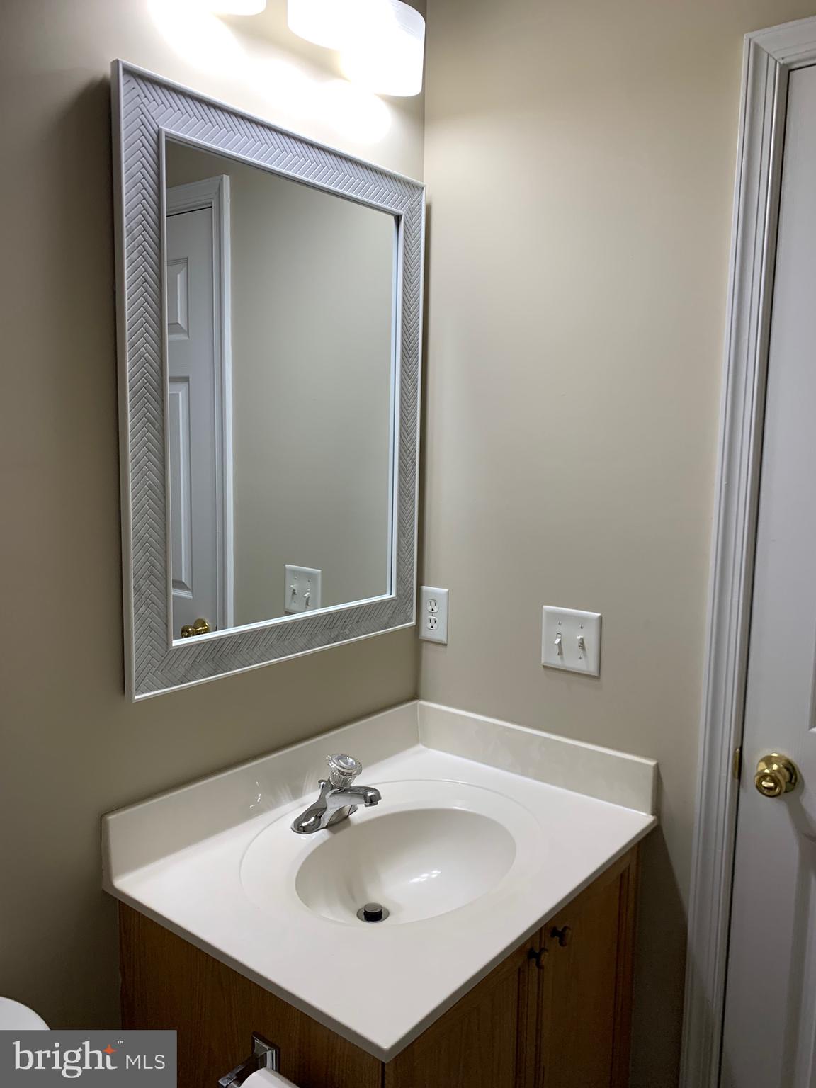 WHISPERING HILLS - Residential