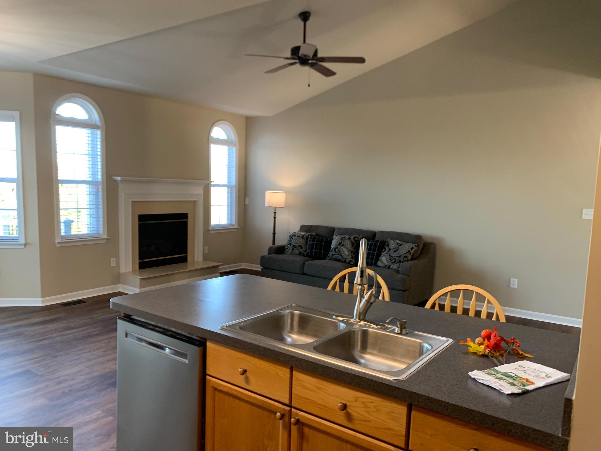 WHISPERING HILLS - Residential