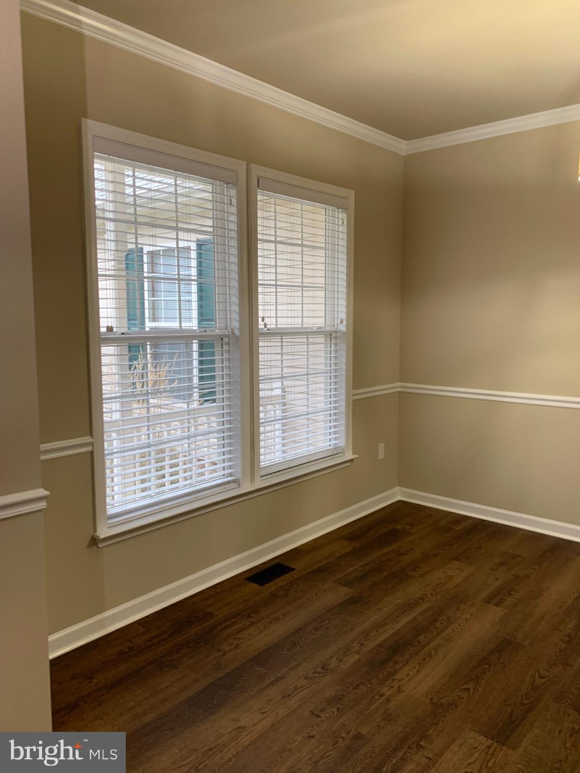 WHISPERING HILLS - Residential