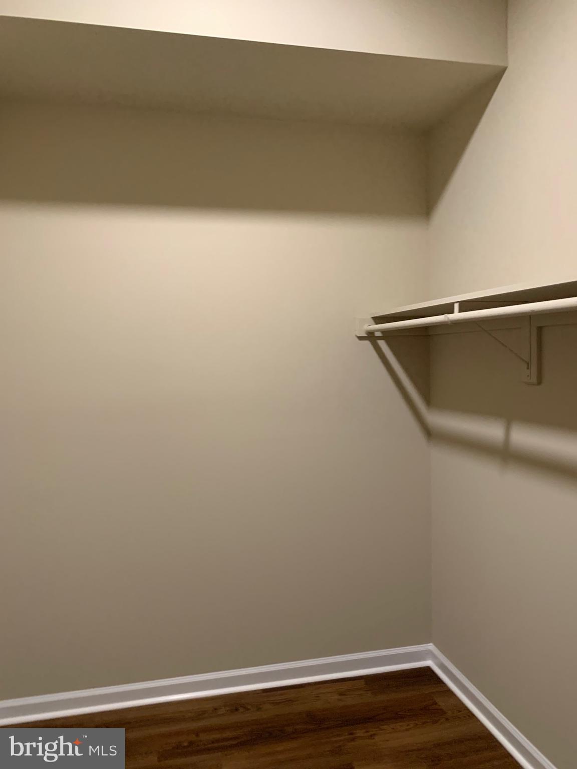 WHISPERING HILLS - Residential