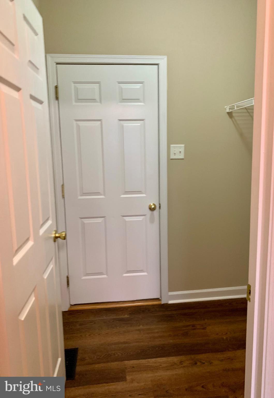 WHISPERING HILLS - Residential