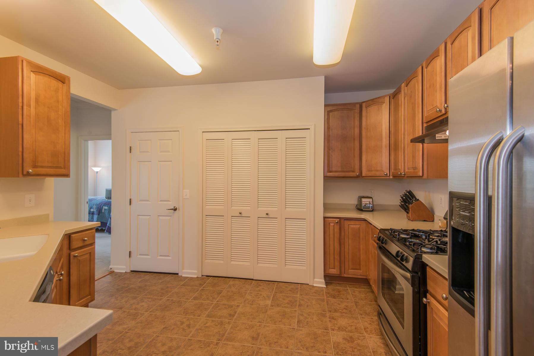 ELKRIDGE CROSSING - Residential