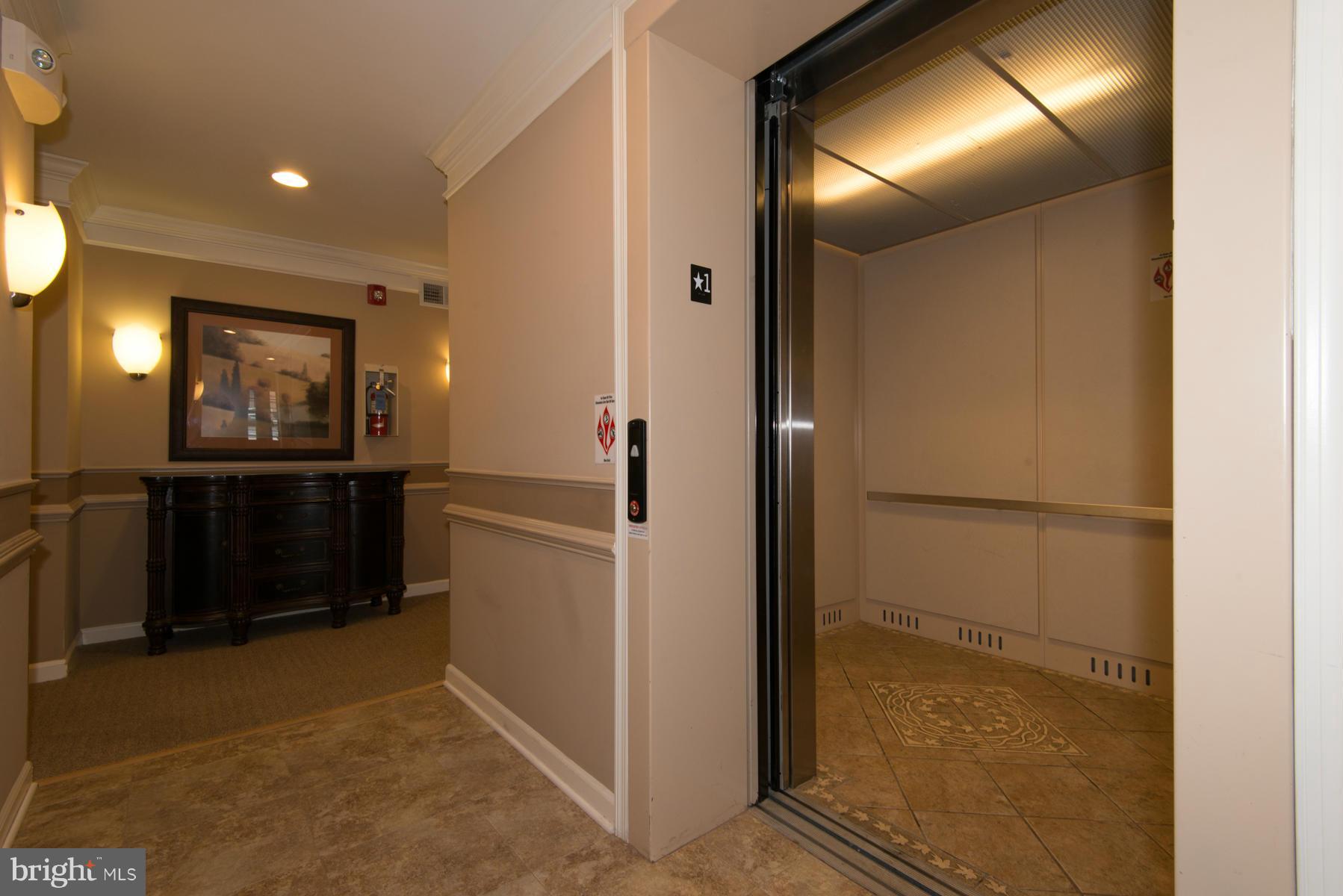 ELKRIDGE CROSSING - Residential