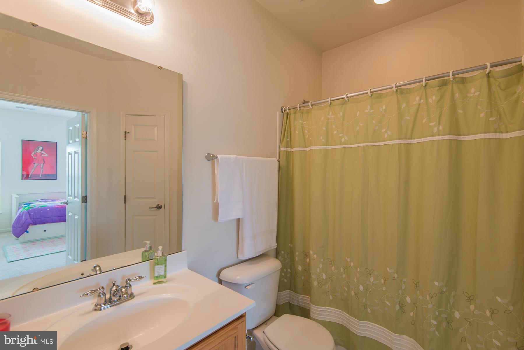 ELKRIDGE CROSSING - Residential