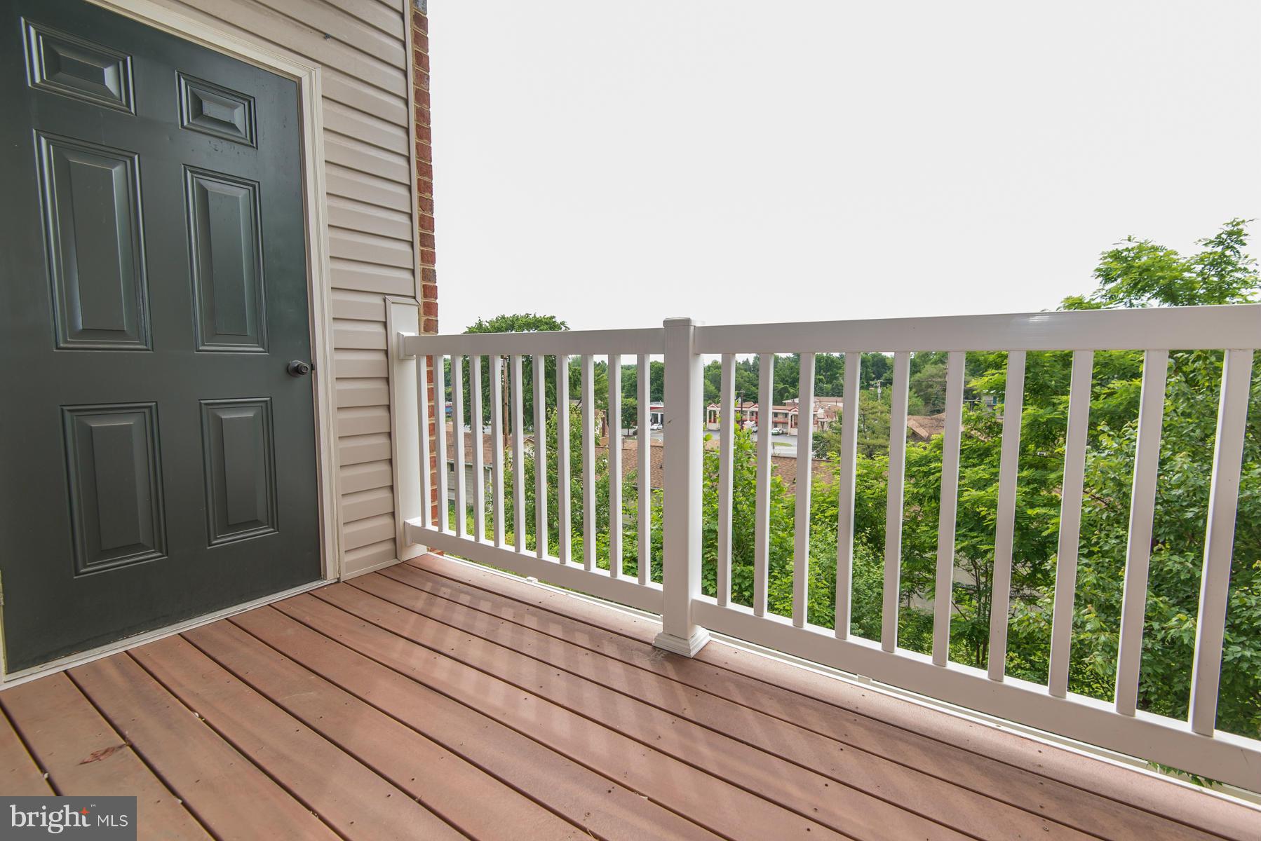ELKRIDGE CROSSING - Residential