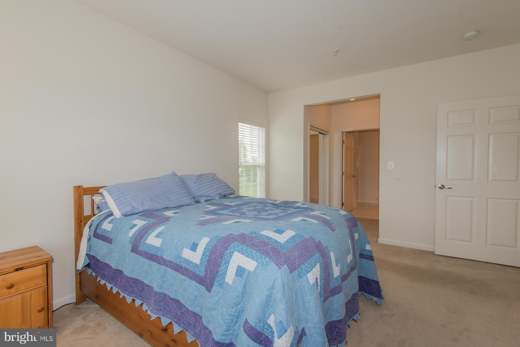 ELKRIDGE CROSSING - Residential