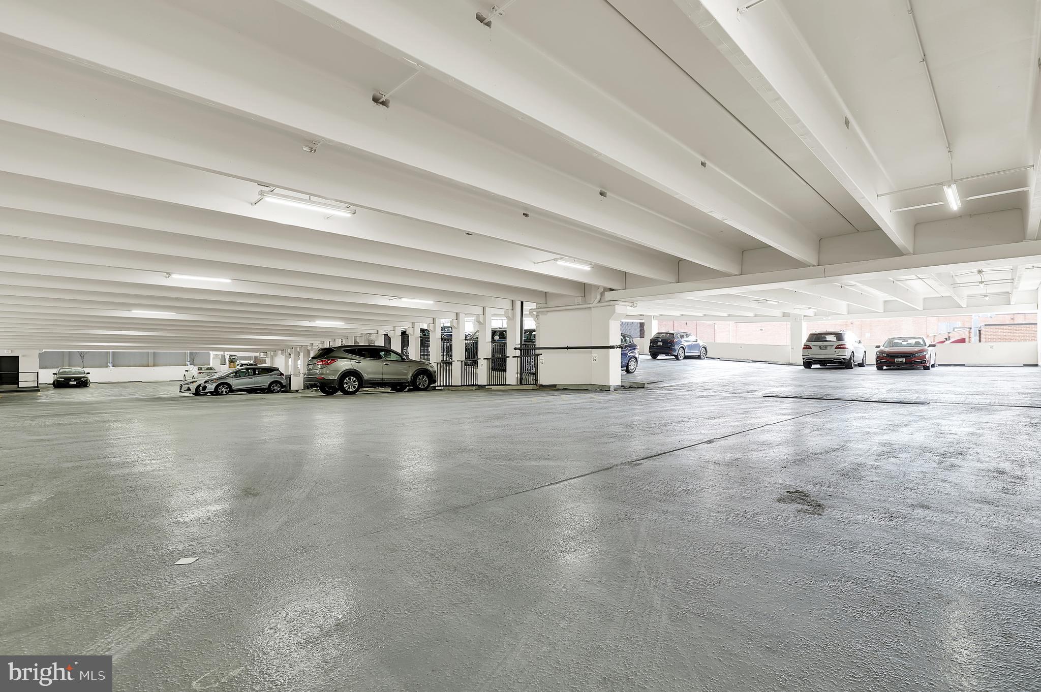 PIKE AND ROSE - Residential