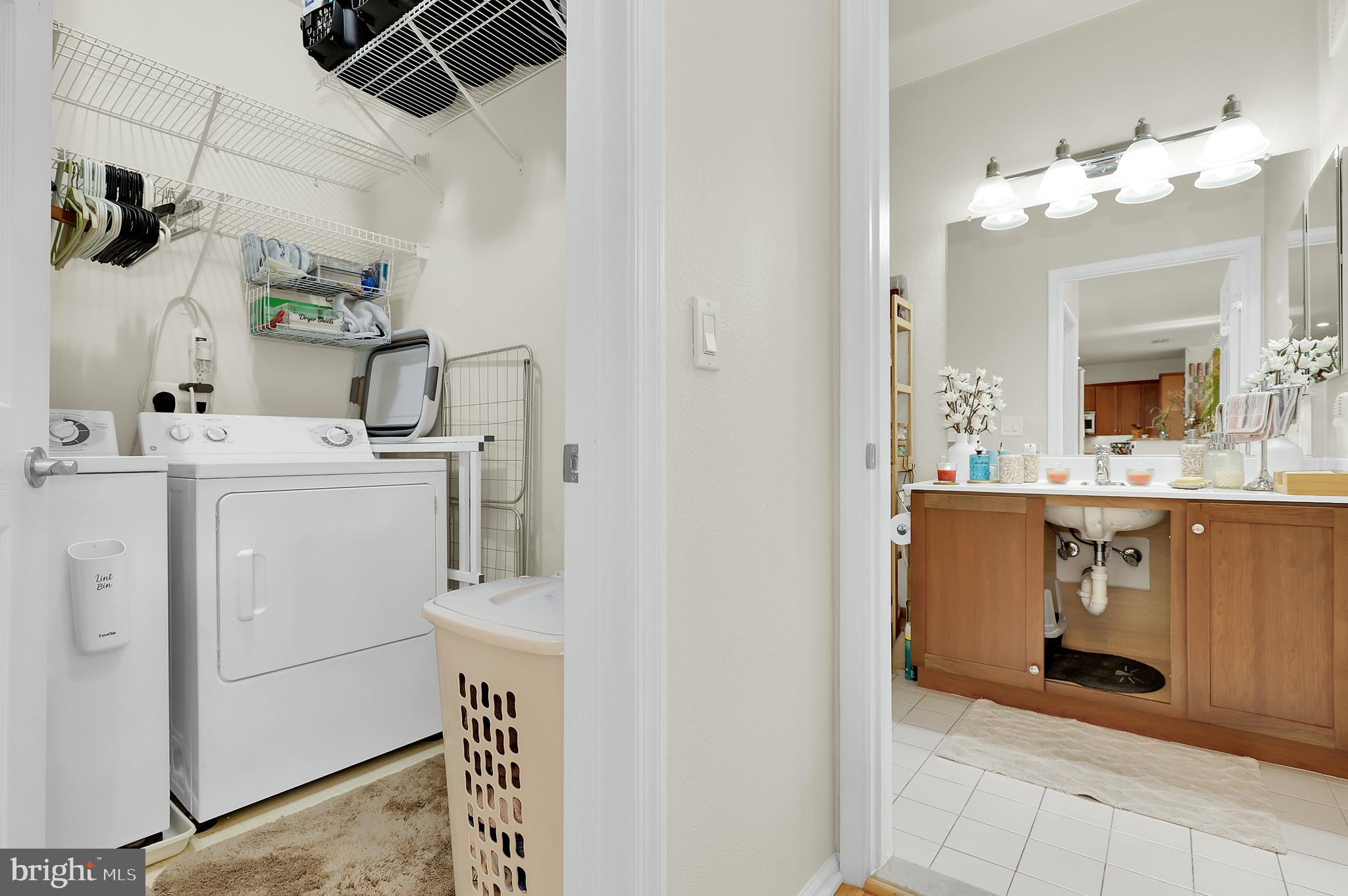 PIKE AND ROSE - Residential