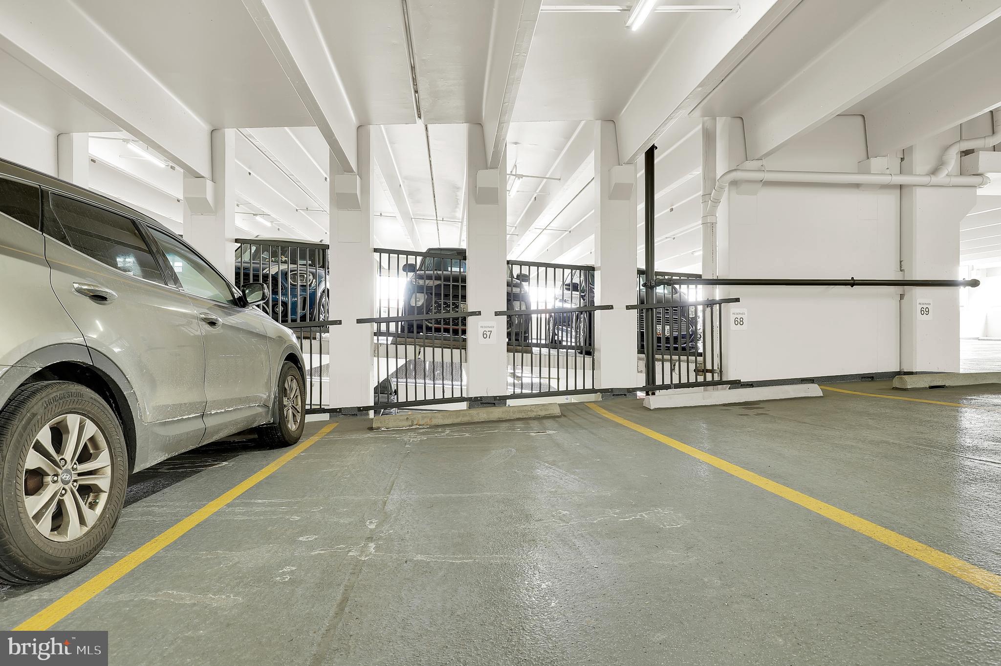 PIKE AND ROSE - Residential